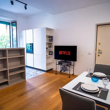 5 Min Citylife District Exclusive Flat * ميلان