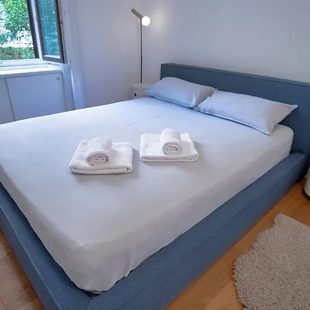 5 Min Citylife District Exclusive Flat * ميلان